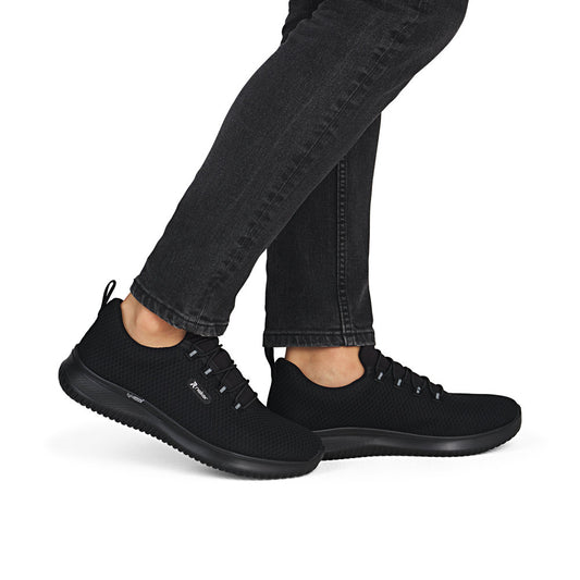 Rieker B9655-00 Sort – Komfortabel herresneaker til hverdagsbrug