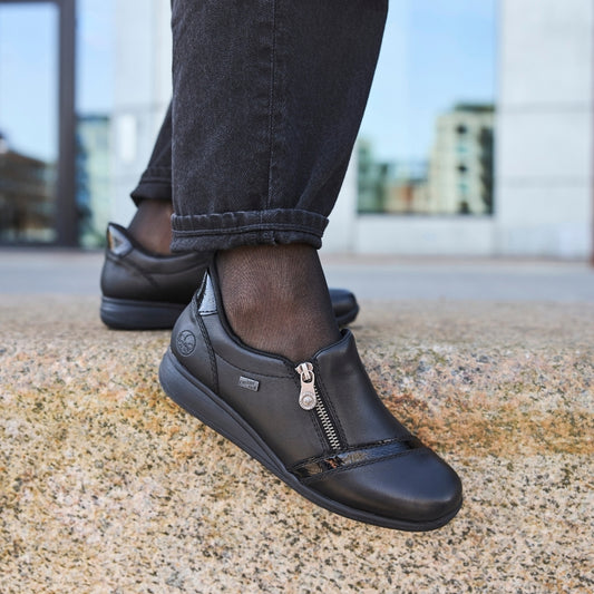 Rieker Ready 2 Go sko til dame i sort – Model 47264-00