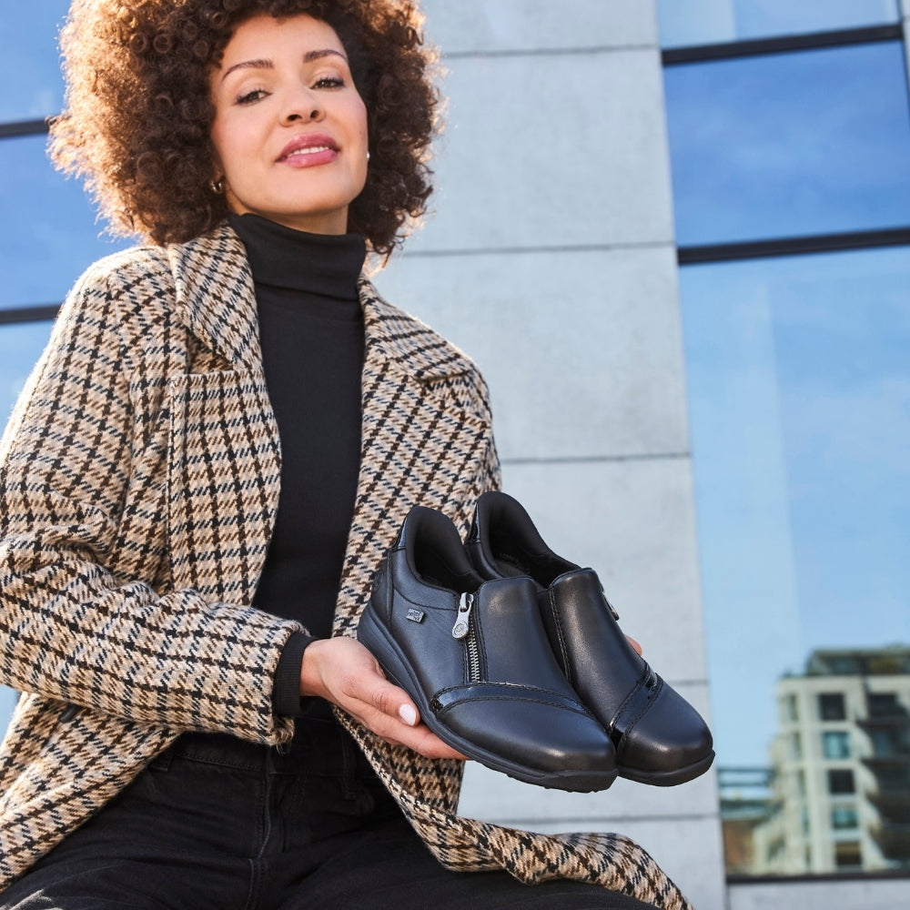 Rieker Ready 2 Go sko til dame i sort – Model 47264-00