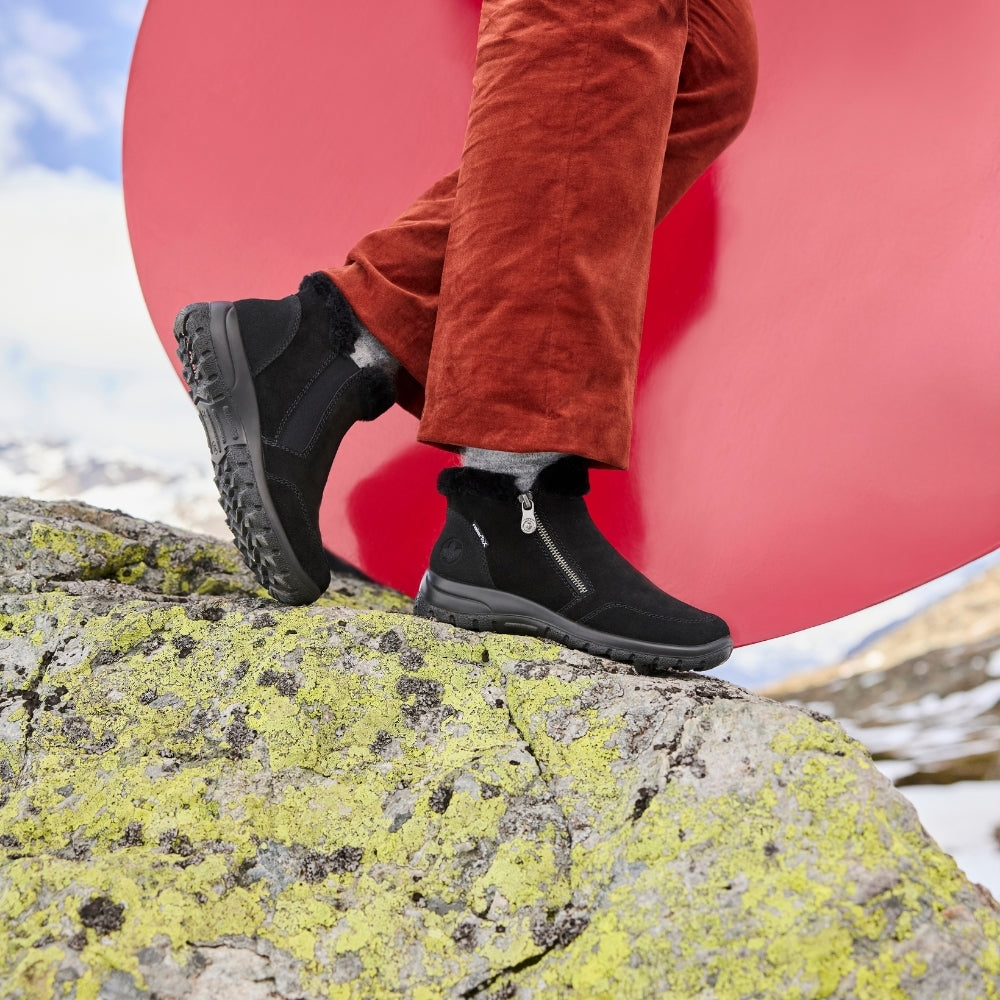 Rieker Ready 2 Go støvle til dame i sort – Model L7188-00