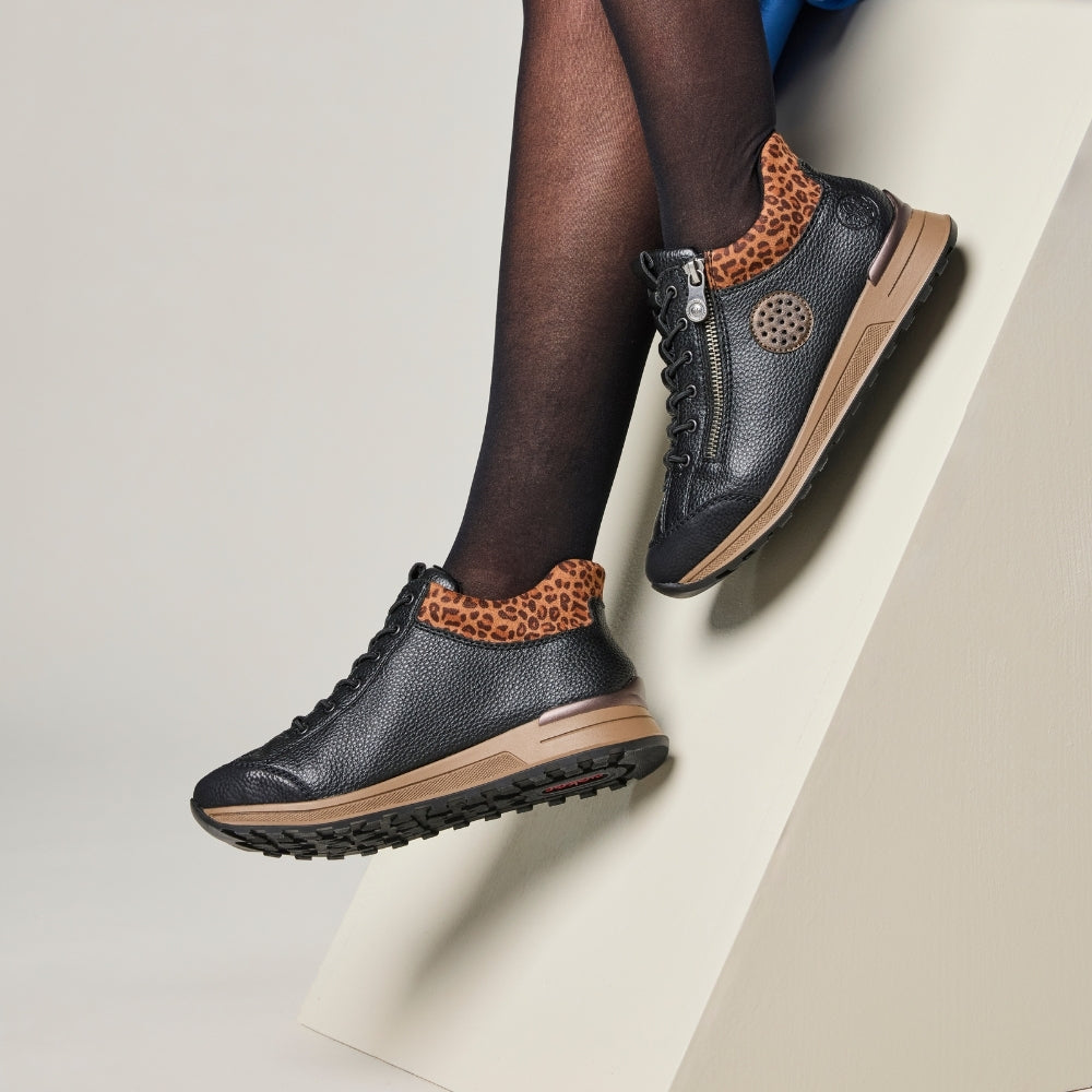 Rieker Ready 2 Go støvle til dame i sort N1457-0