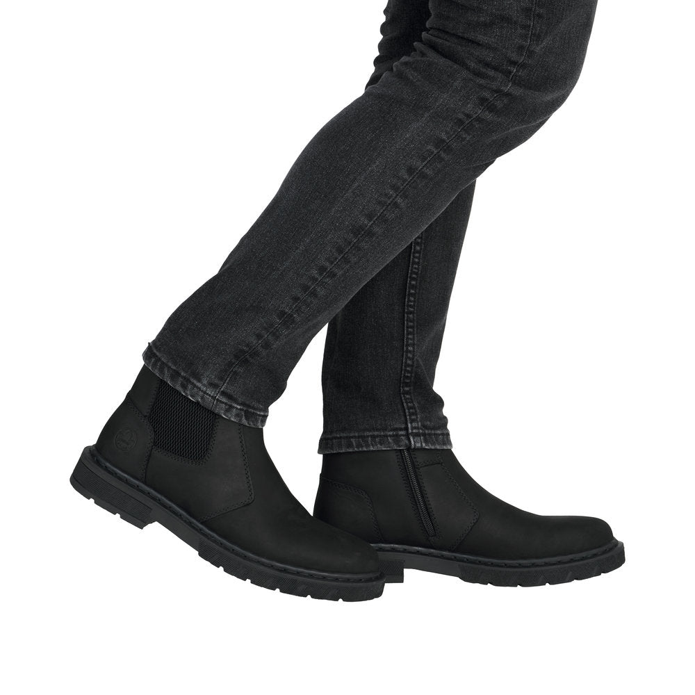 Rieker støvle til herre i sort – Model 31650-00