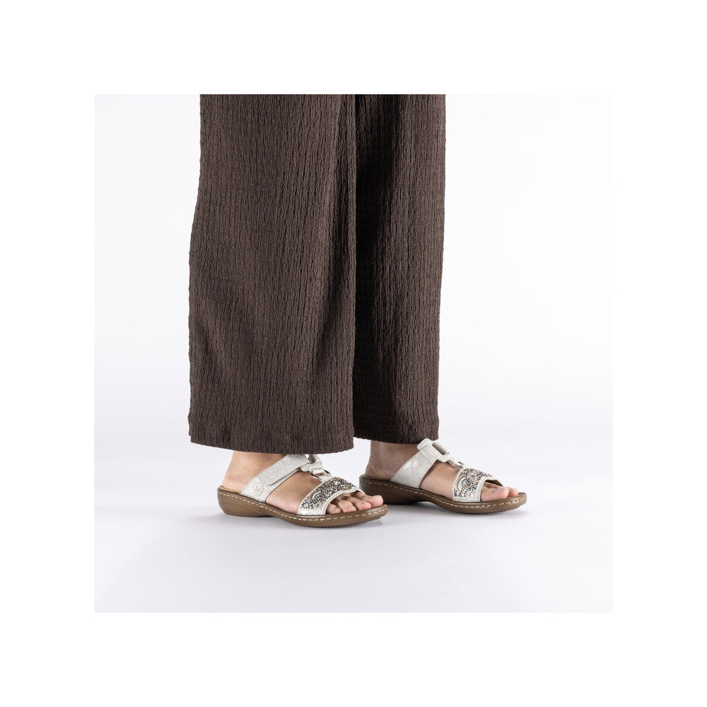 Rieker Damesandal 608K2/40 Fog/Silver – Let og Komfortabel