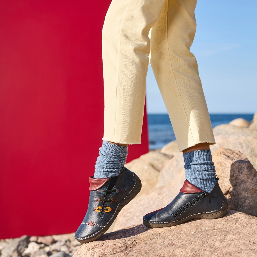 Rieker støvle til dame i blå – Model 72581-14